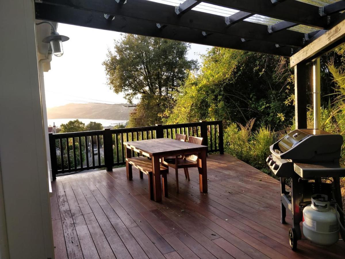 Tiny House In The Sky Hotel Dunedin Exterior photo